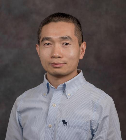 Junwei Du